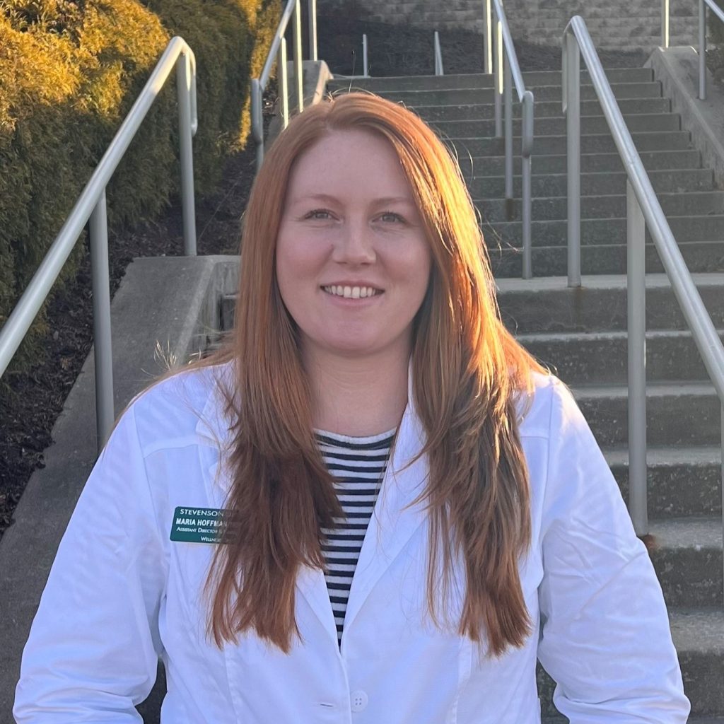 faculty headshot hoffman